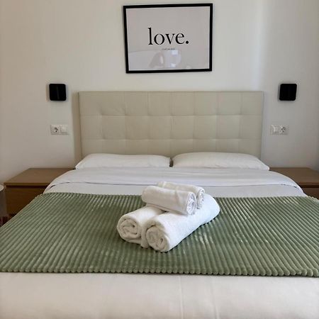 Luxury Estudio Malaga Centro Bagian luar foto